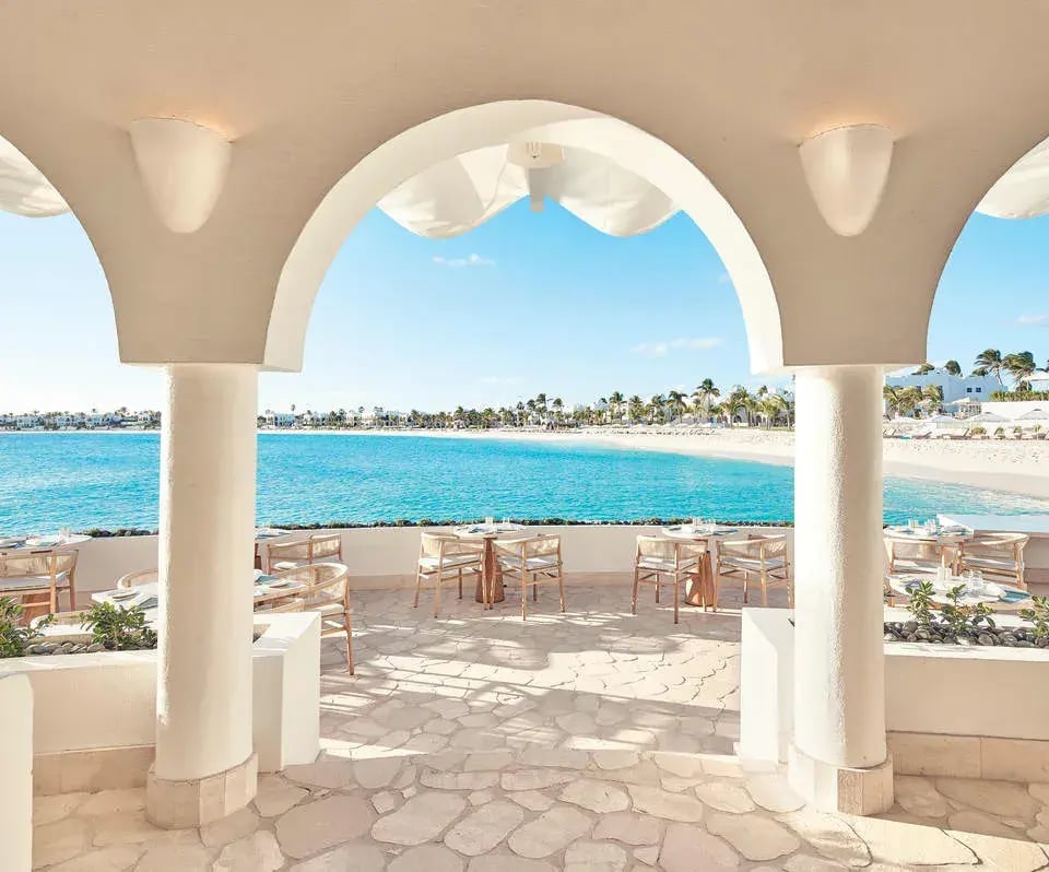 10 anguilla cap din restaurant