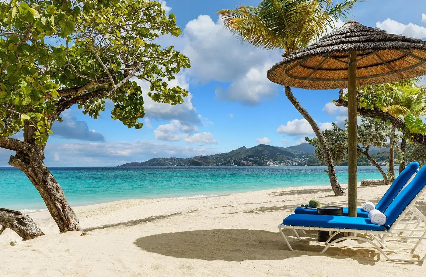 2-grenadinen-strand-naturparadies