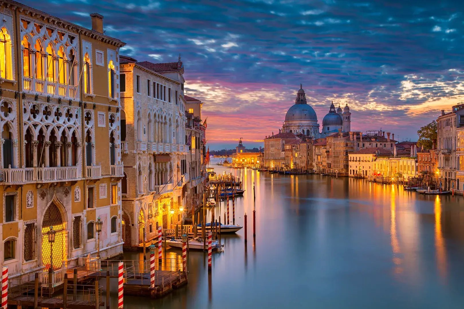 1-venedig-italien-abend-familienluxusreisen