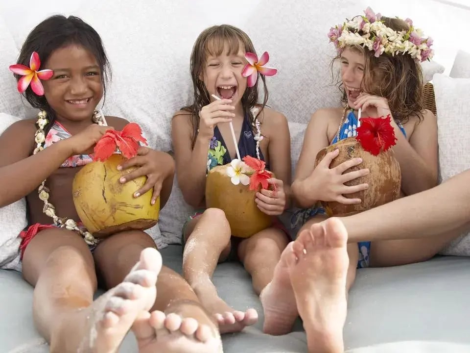 8 four seasons bora bora kids club