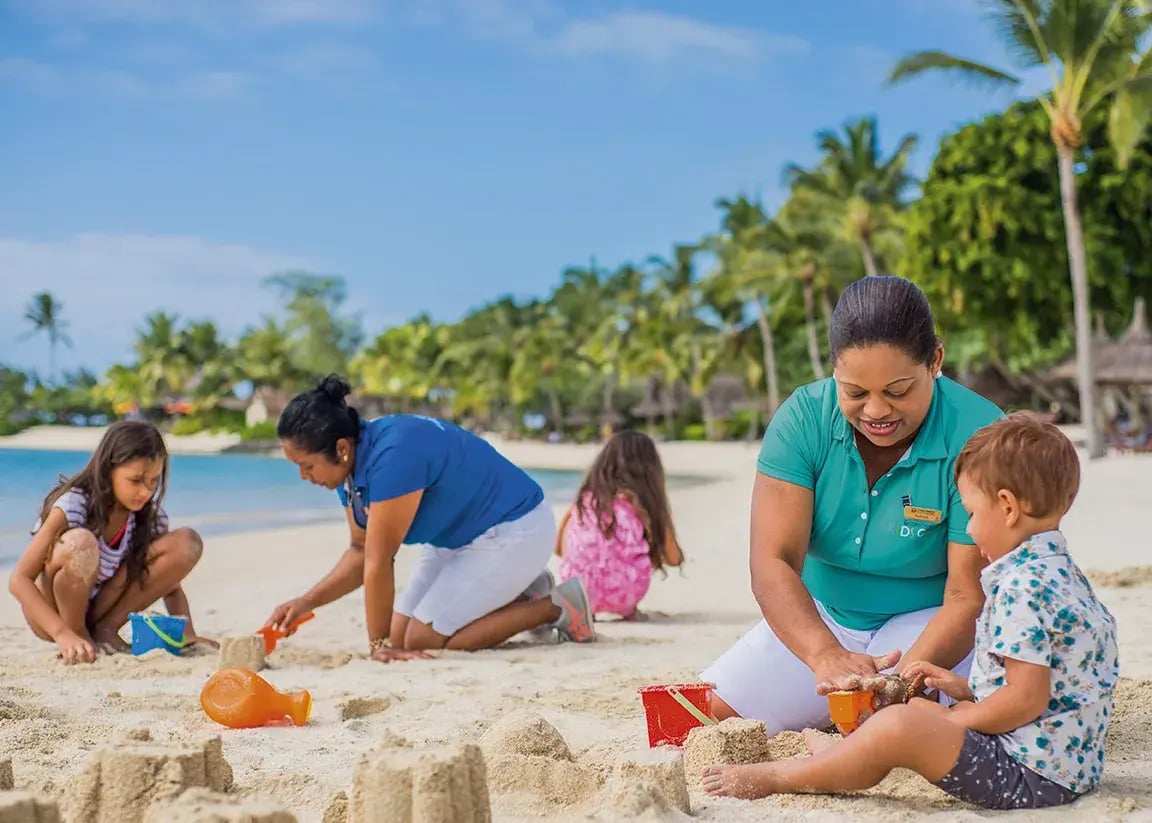 indische ozean strandaktivitat kinder spielen