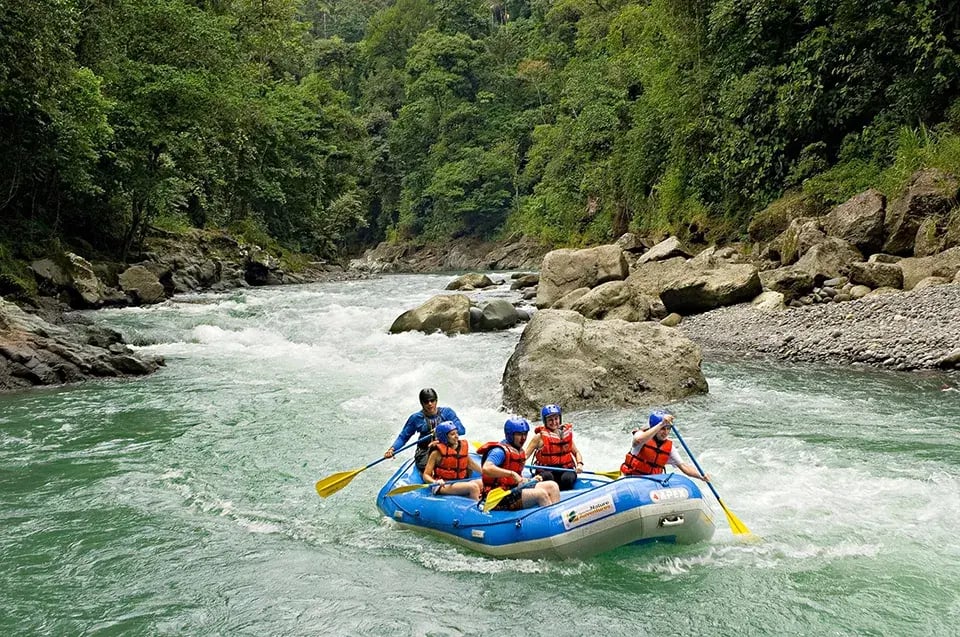 mittelamerika costa rica pacuare jungle lodge raften