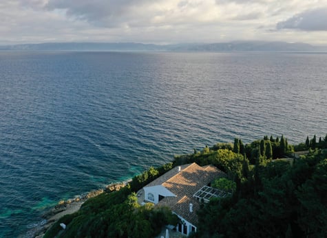 Arkoudaki Private Home Estate Familienluxusreisen TheFamilyProject Villa