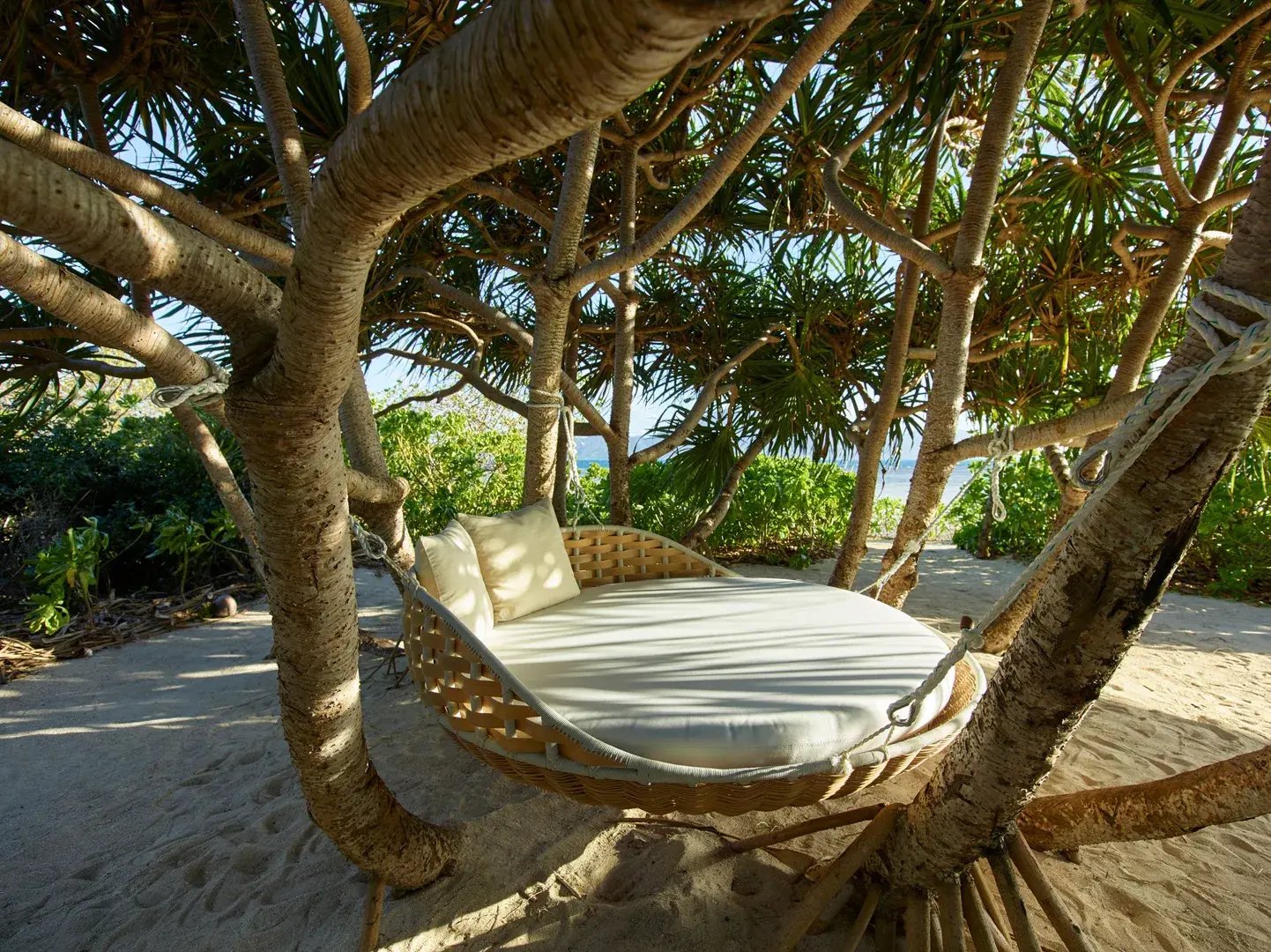 Banwa Island Liegefläche in der Natur 