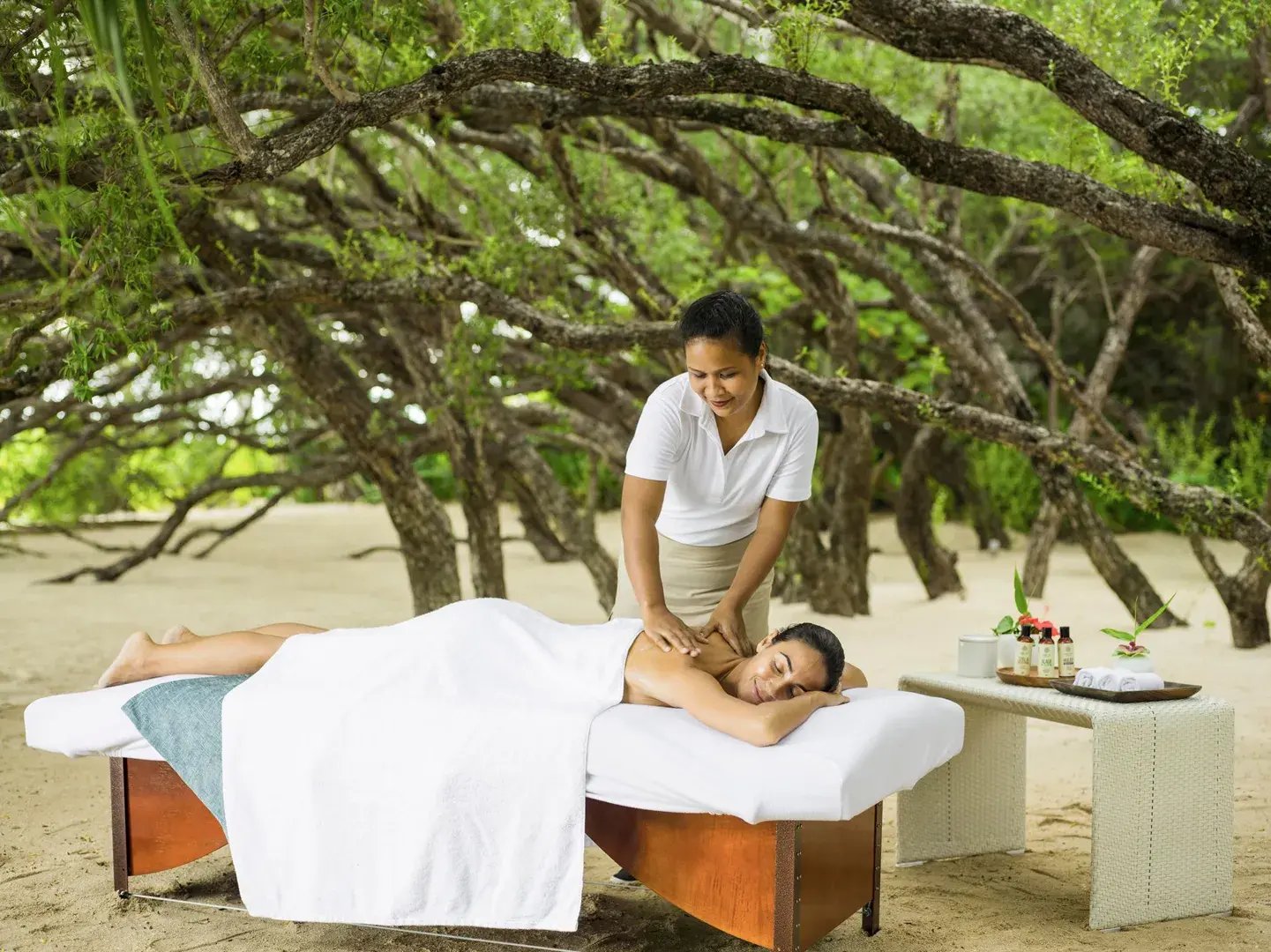 Banwa Island Massage und Wellness am Strand 