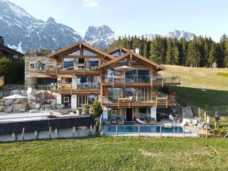 1-Chalet-Gipfelkreuzliebe-Aussen