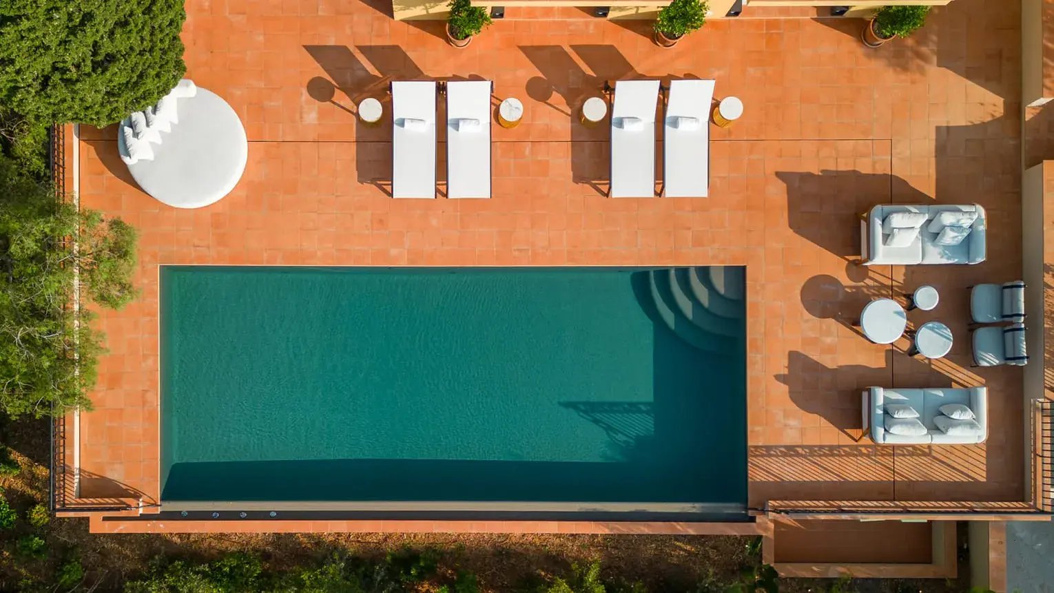 Clair Soleil Pool von oben