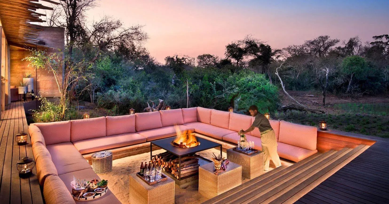 Phinda Homestead Lounge und Feuerstelle 