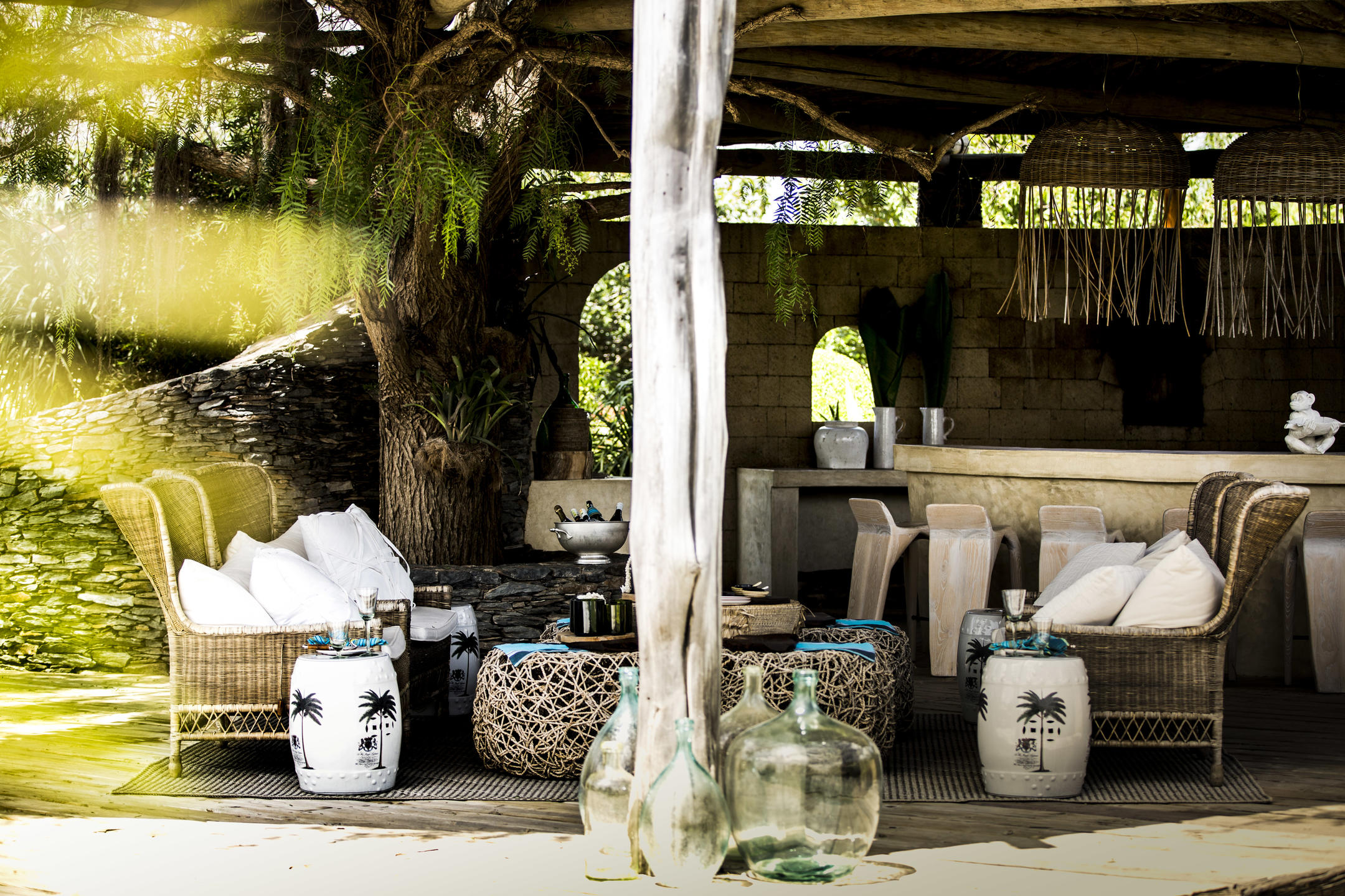 Segera Retreat Lounge auf der Veranda 