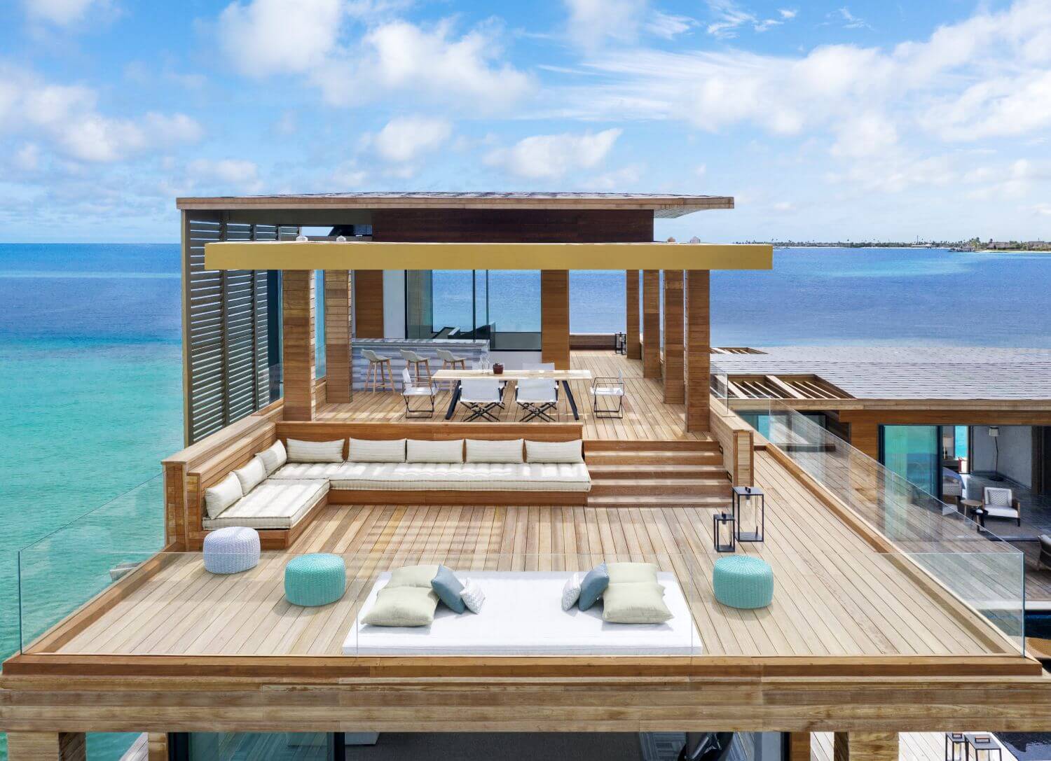 Stella Maris Villa Rooftop Lounge 