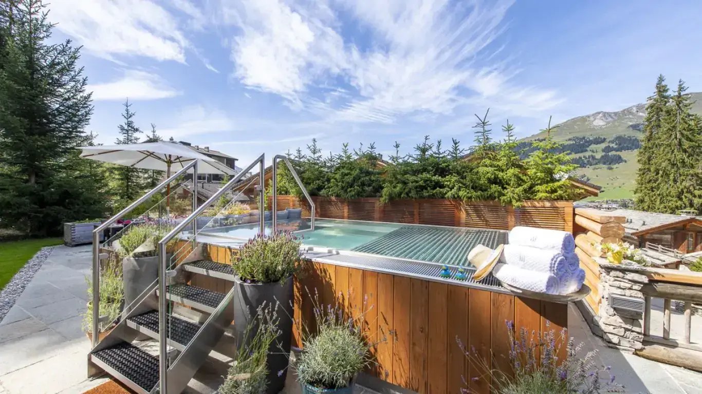 The Lodge Verbier Whirl Pool