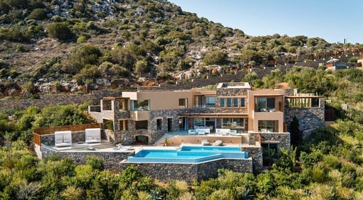 The Mansion im Daios Cove 