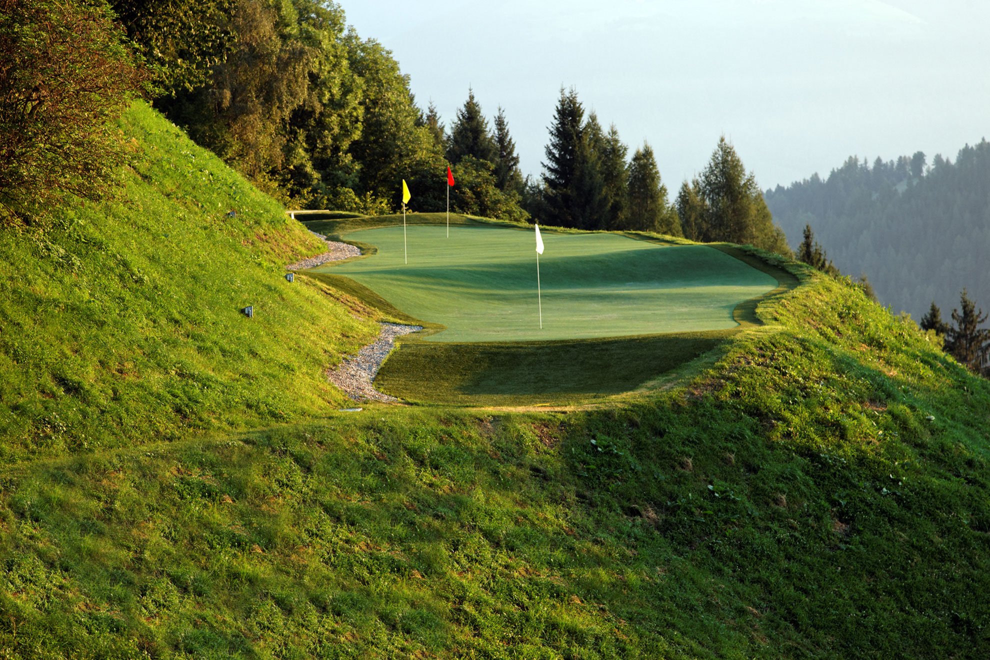 White Deer San Lorenzo Mountain Lodge Familienluxusreisen TheFamilyProject Golf