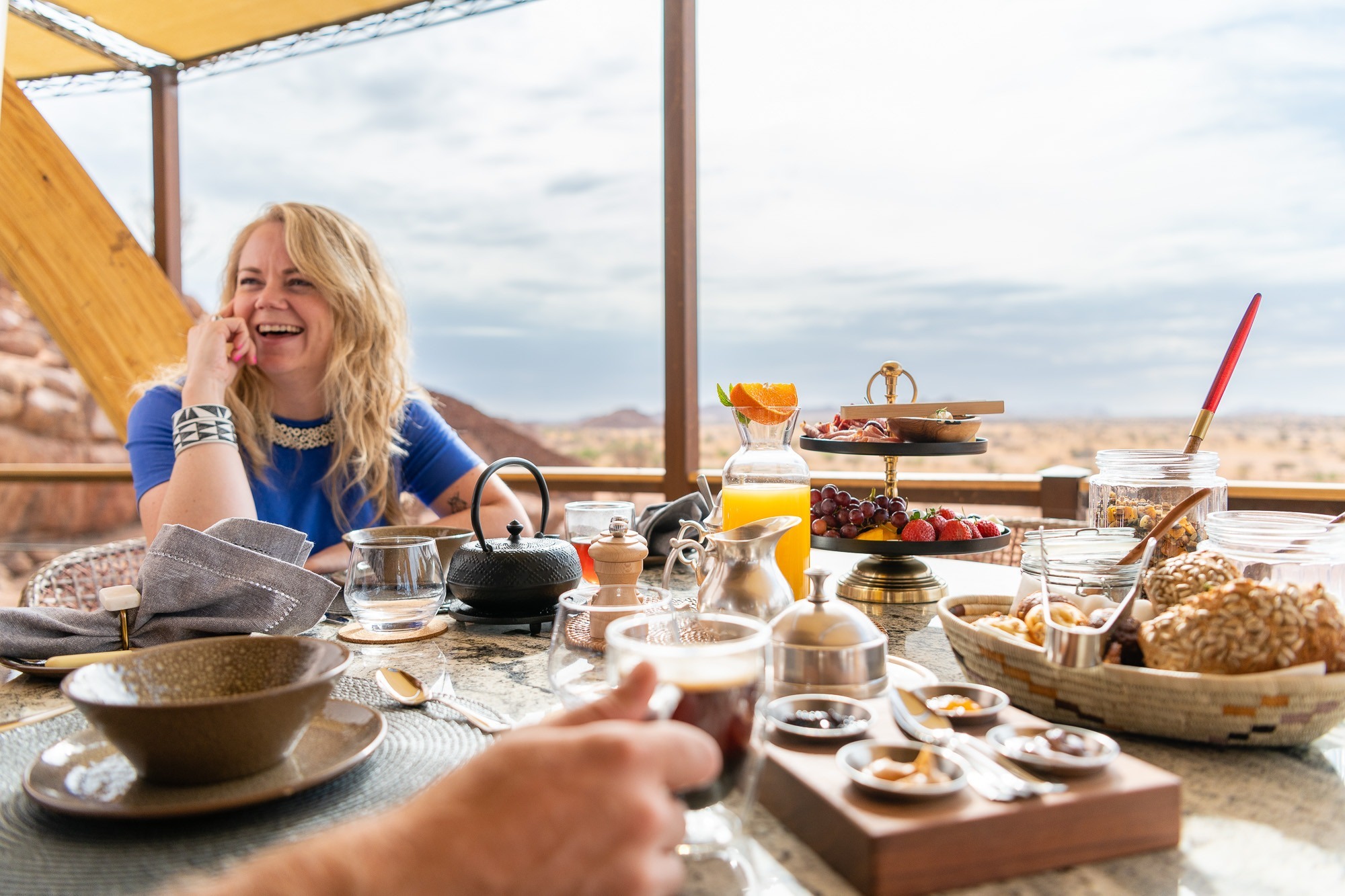 onduli-enclave-namibia-familienluxusreisen-thefamilyproject-breakfast