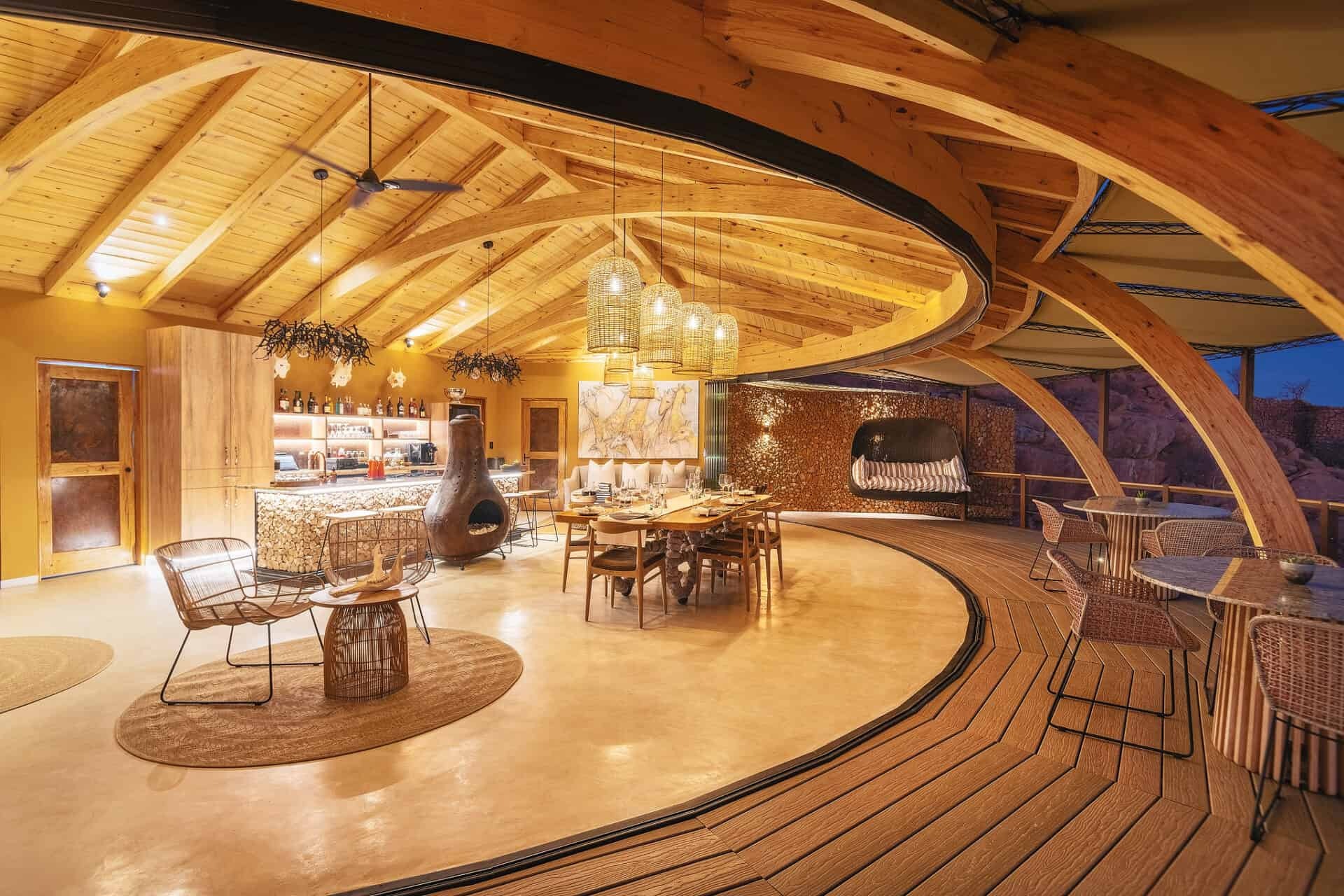 onduli-enclave-namibia-familienluxusreisen-thefamilyproject-restaurant