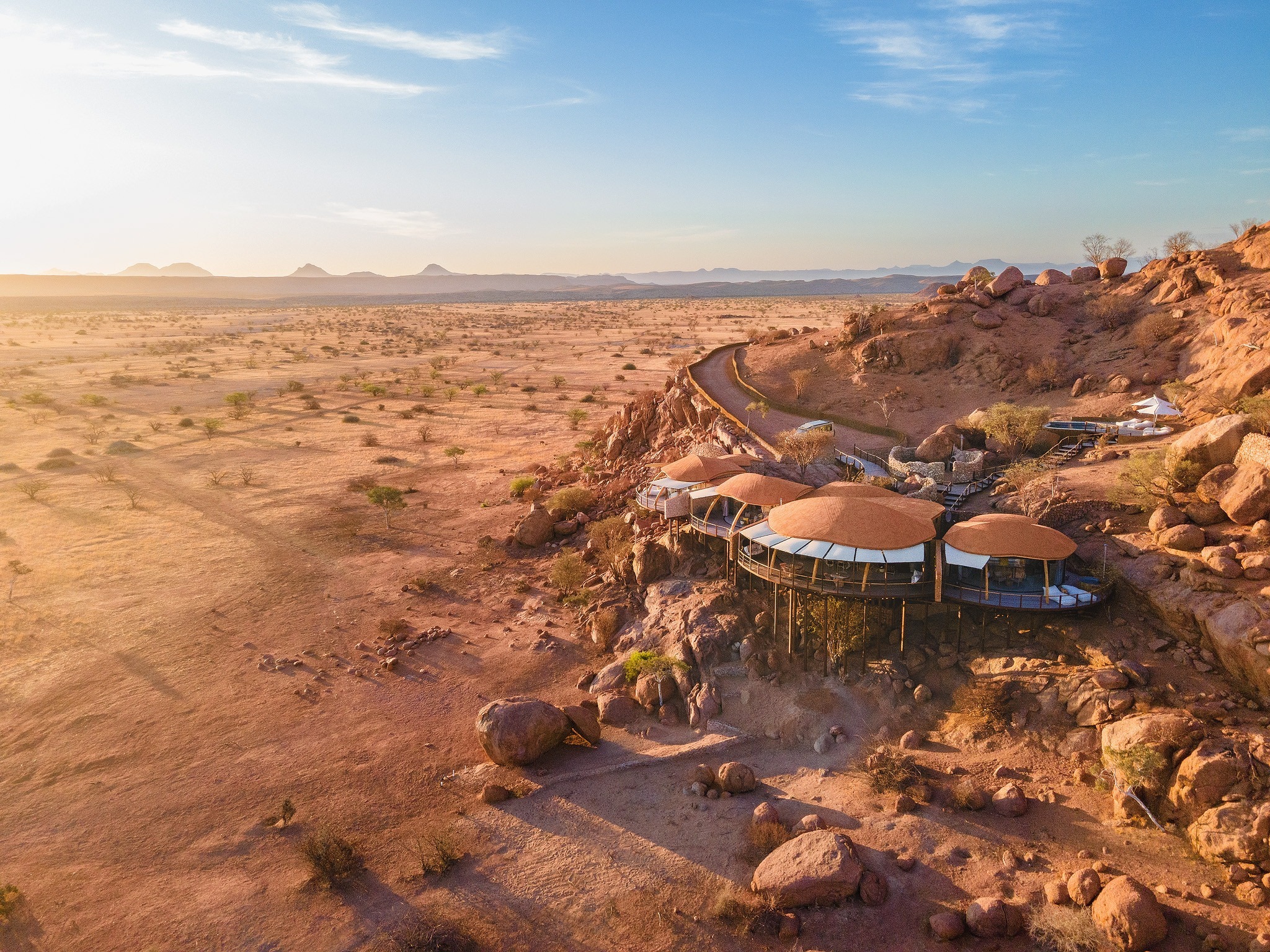 onduli-enclave-namibia-familienluxusreisen-thefamilyproject-umgebung