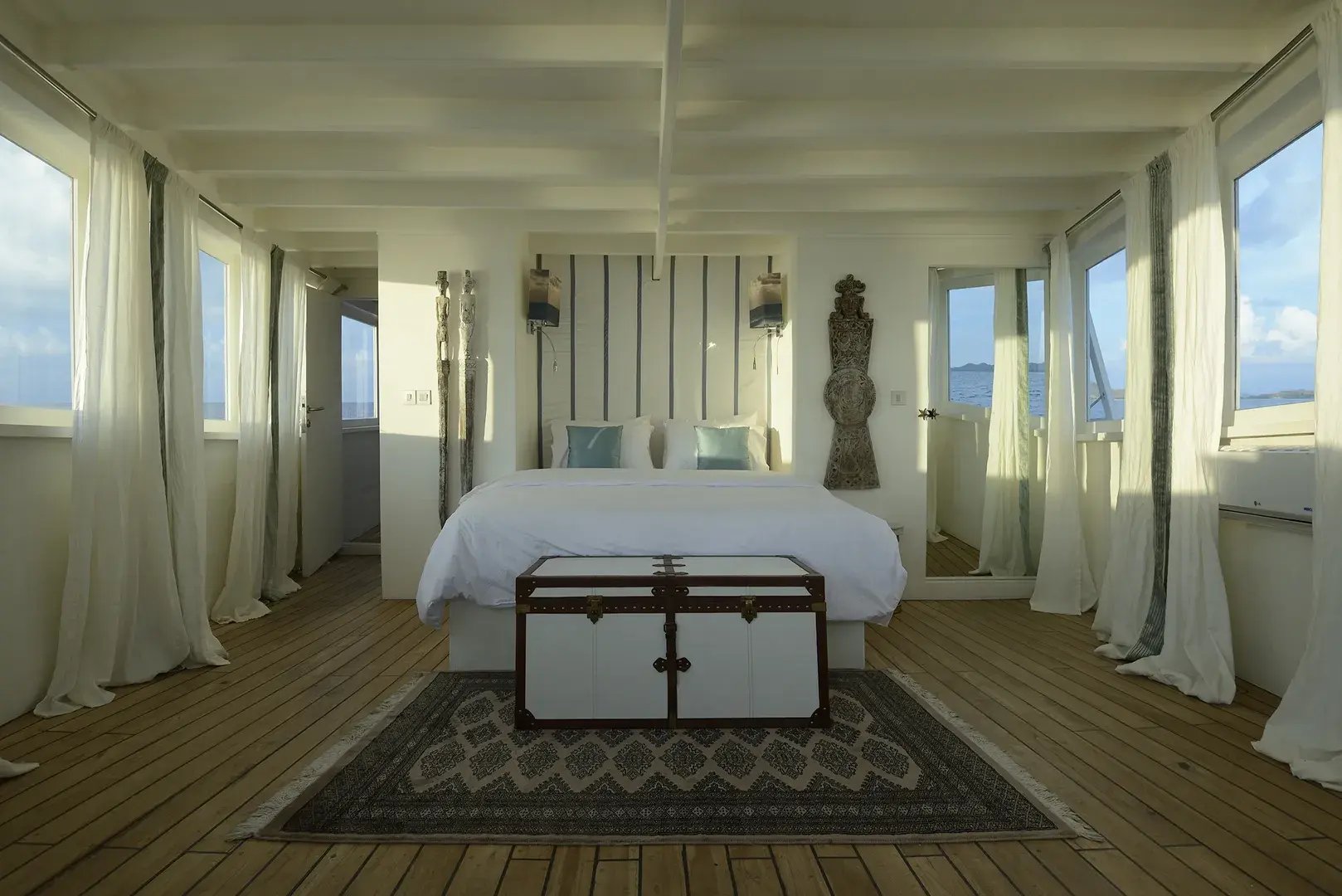 Alexa Master Bedroom der Yacht 
