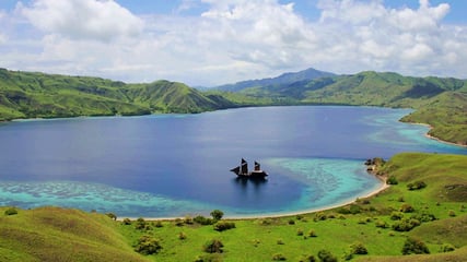 Alila-Purnama-Komodo
