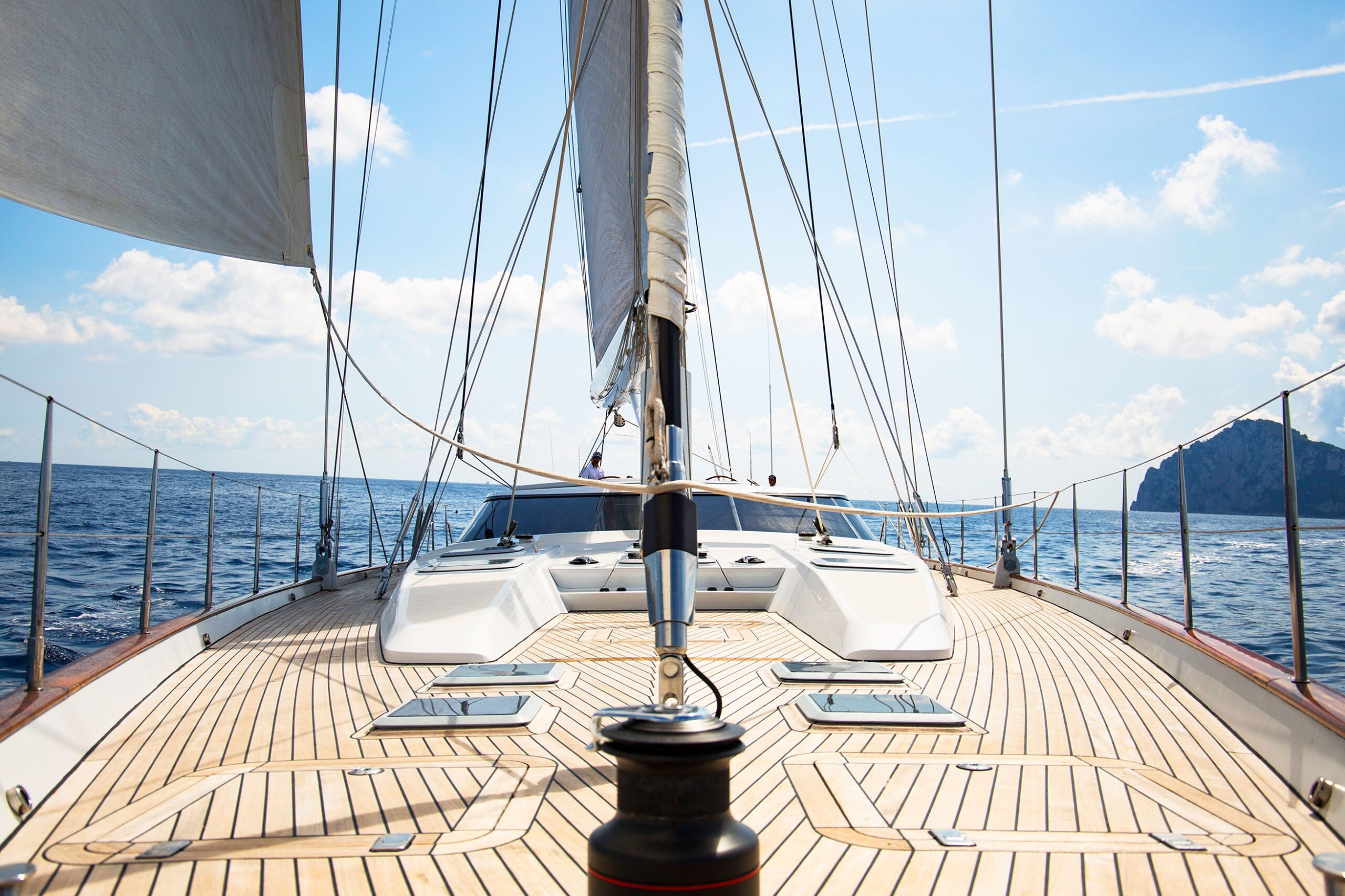 Imagine Yacht auf See