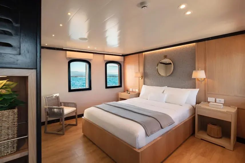 Grace Ecuador Private Yacht Familienluxusreisen TheFamilyProject Suite