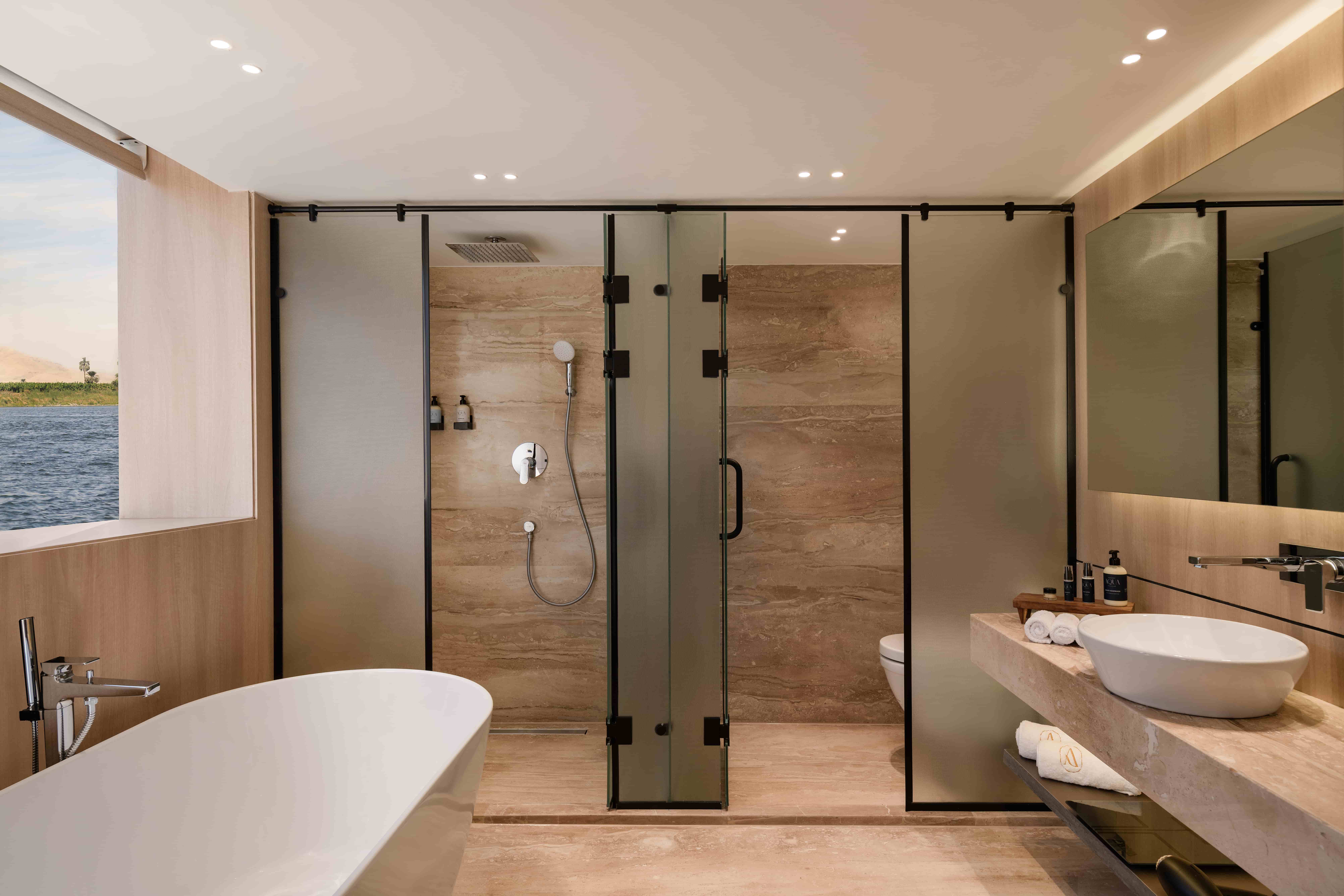 storia-the-dahabeya-aegypten-familienluxusreisen-thefamilyproject-badezimmer