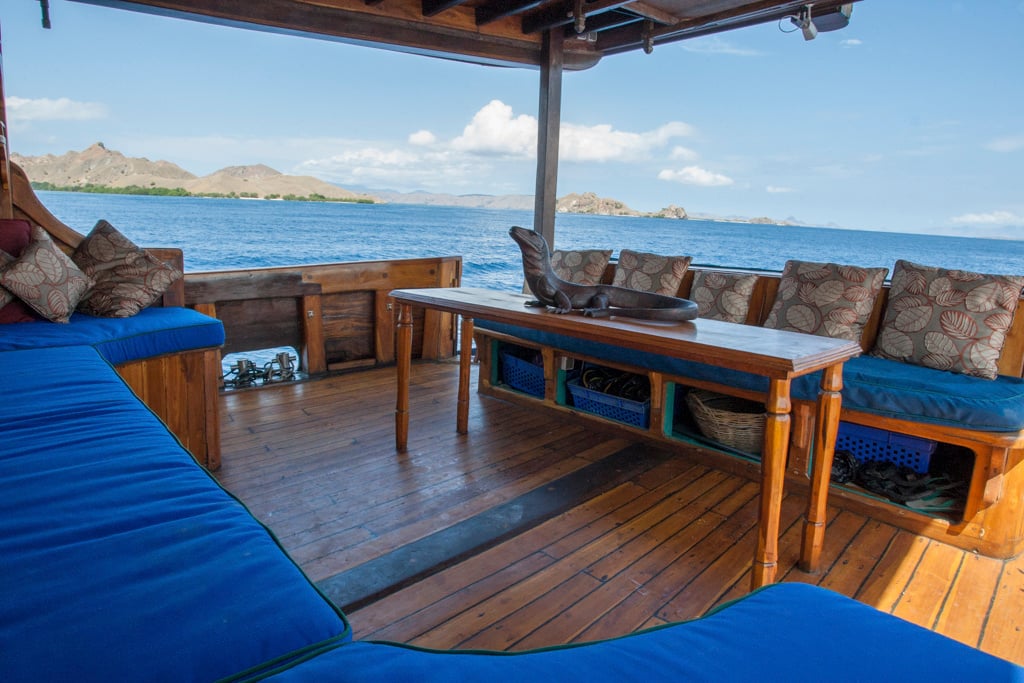 Tiger Blue Private Yacht Indonesien Familienluxusreisen TheFamilyProject Sun Deck