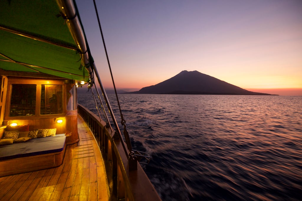 Tiger Blue Private Yacht Indonesien Familienluxusreisen TheFamilyProject Sunset