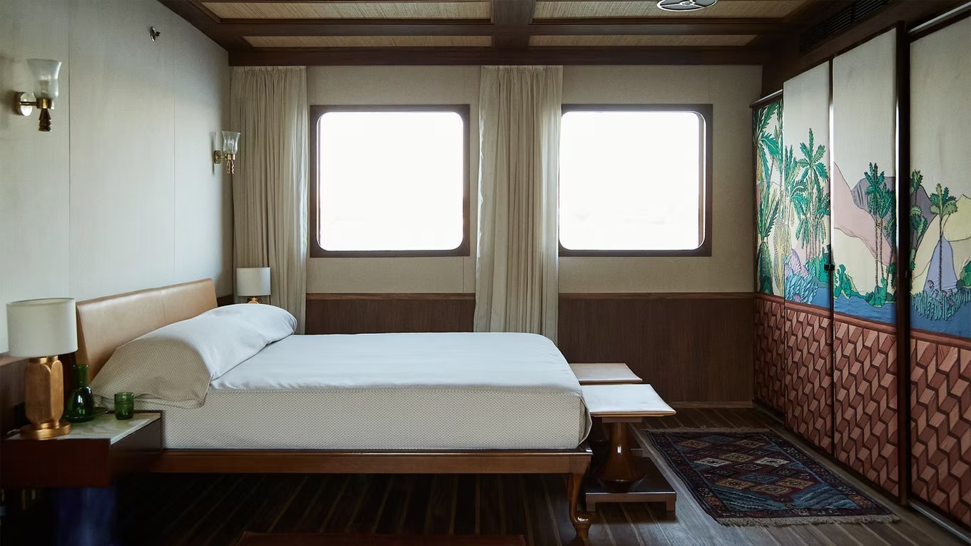 yalla-nile-aegypten-egypt-private-yacht-familienluxusreisen-thefamilyproject-bedroom