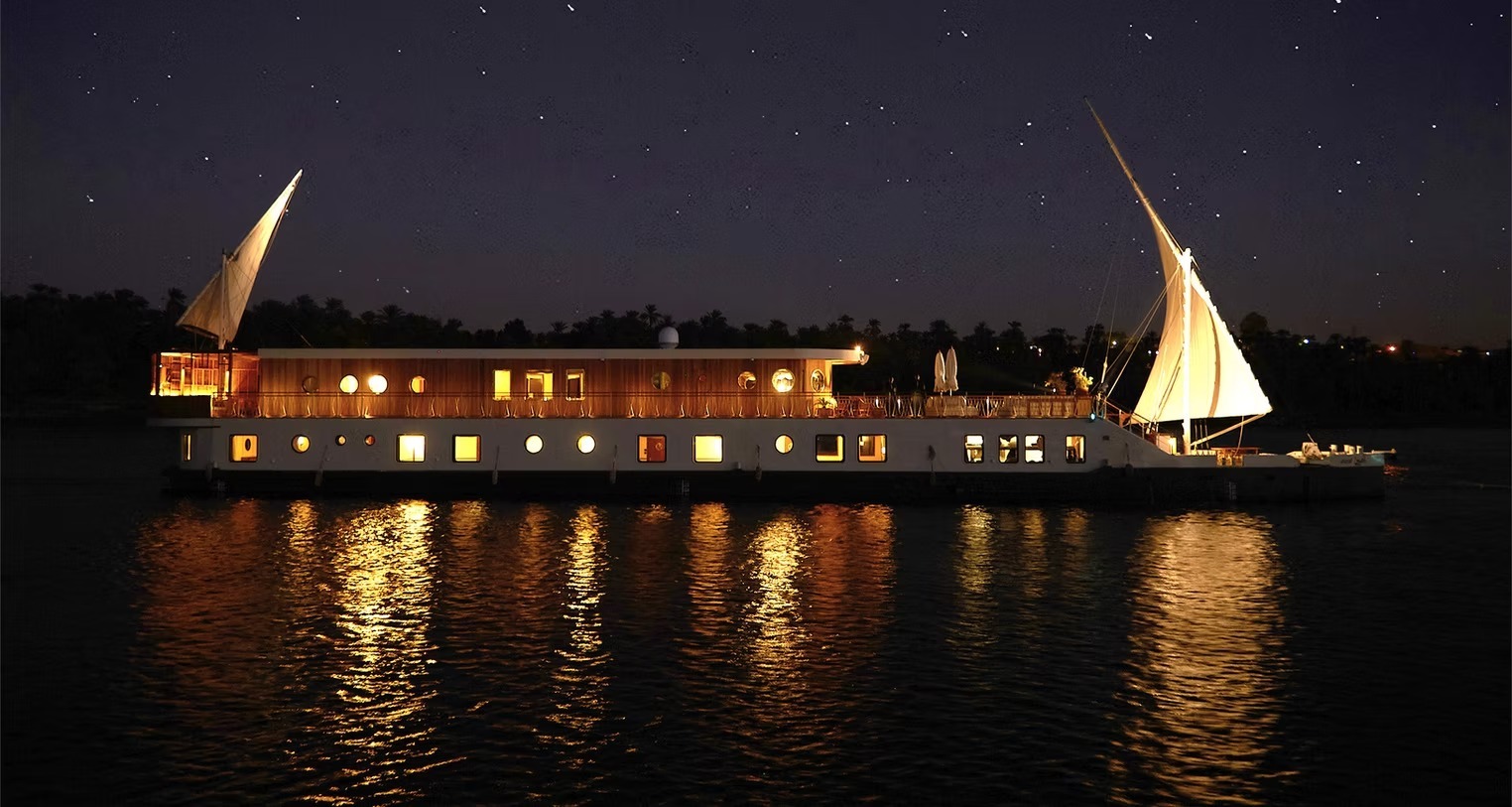 yalla-nile-aegypten-egypt-private-yacht-familienluxusreisen-thefamilyproject-nacht