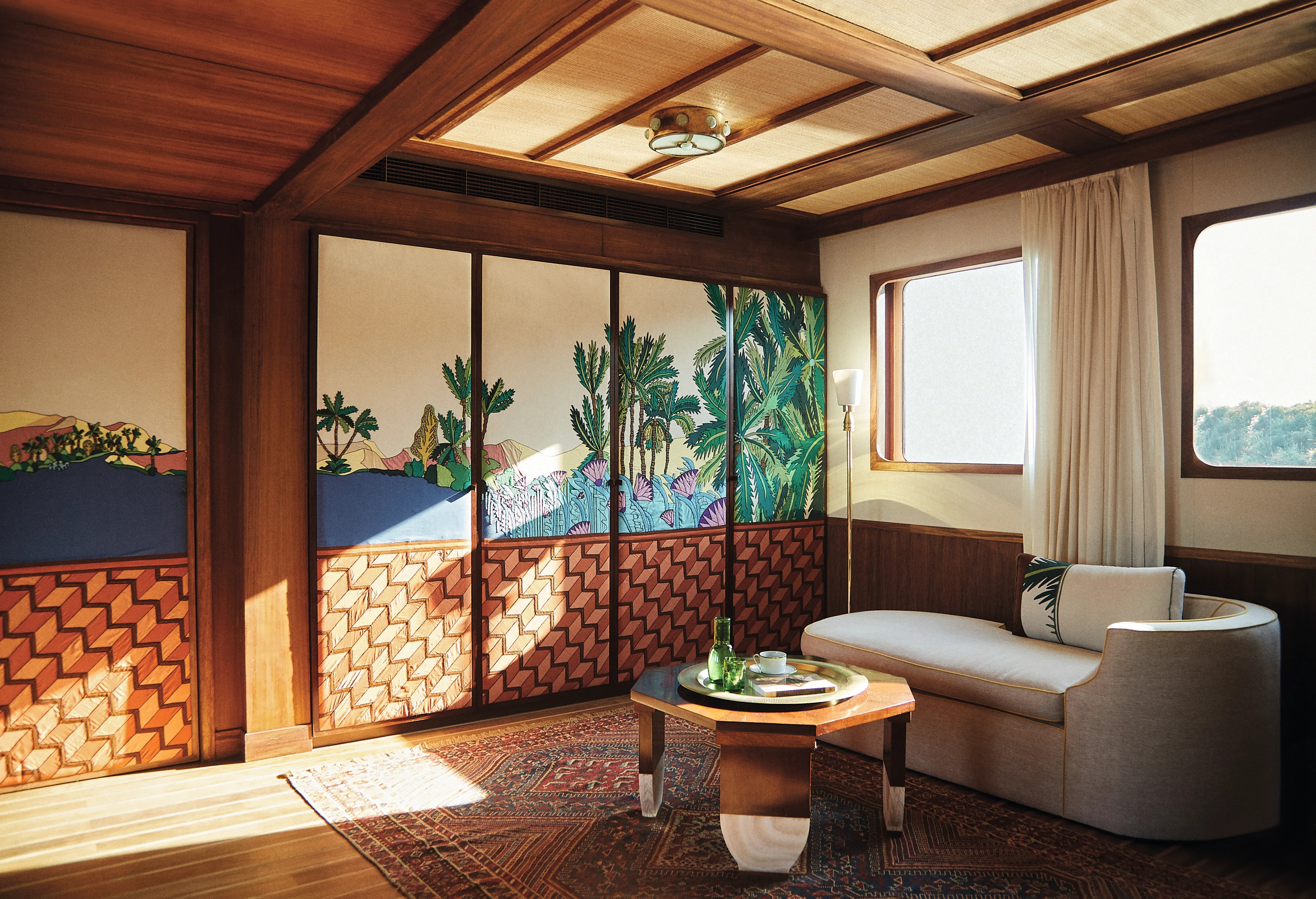 yalla-nile-aegypten-egypt-private-yacht-familienluxusreisen-thefamilyproject-wohnbereich