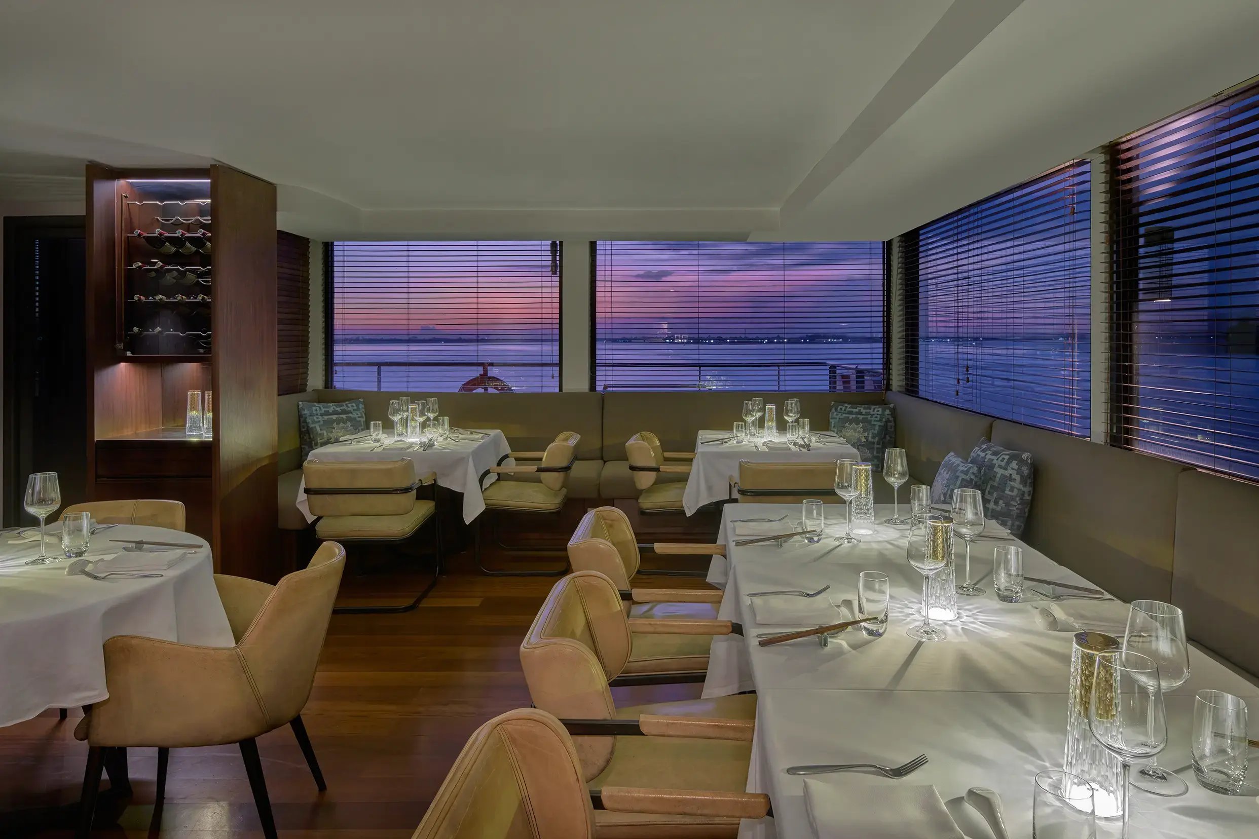 Aqua Mekong_Dining Room_07_0.jpg