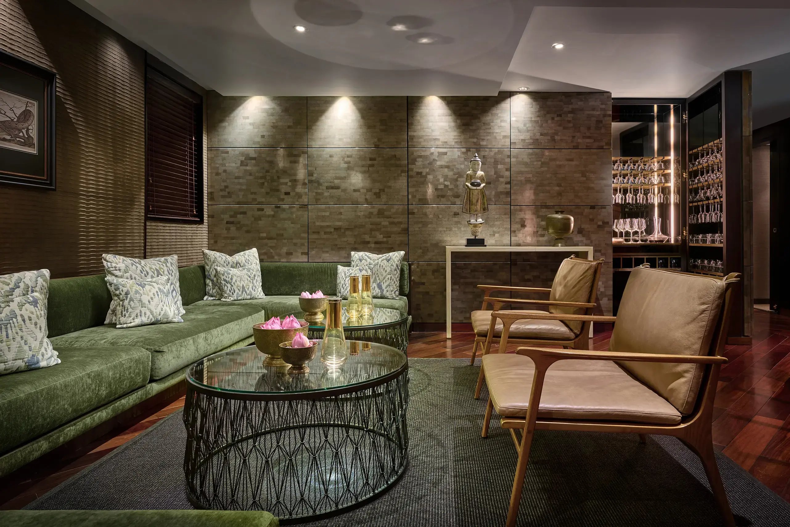 Aqua Mekong_Lobby Lounge_02_1.jpg