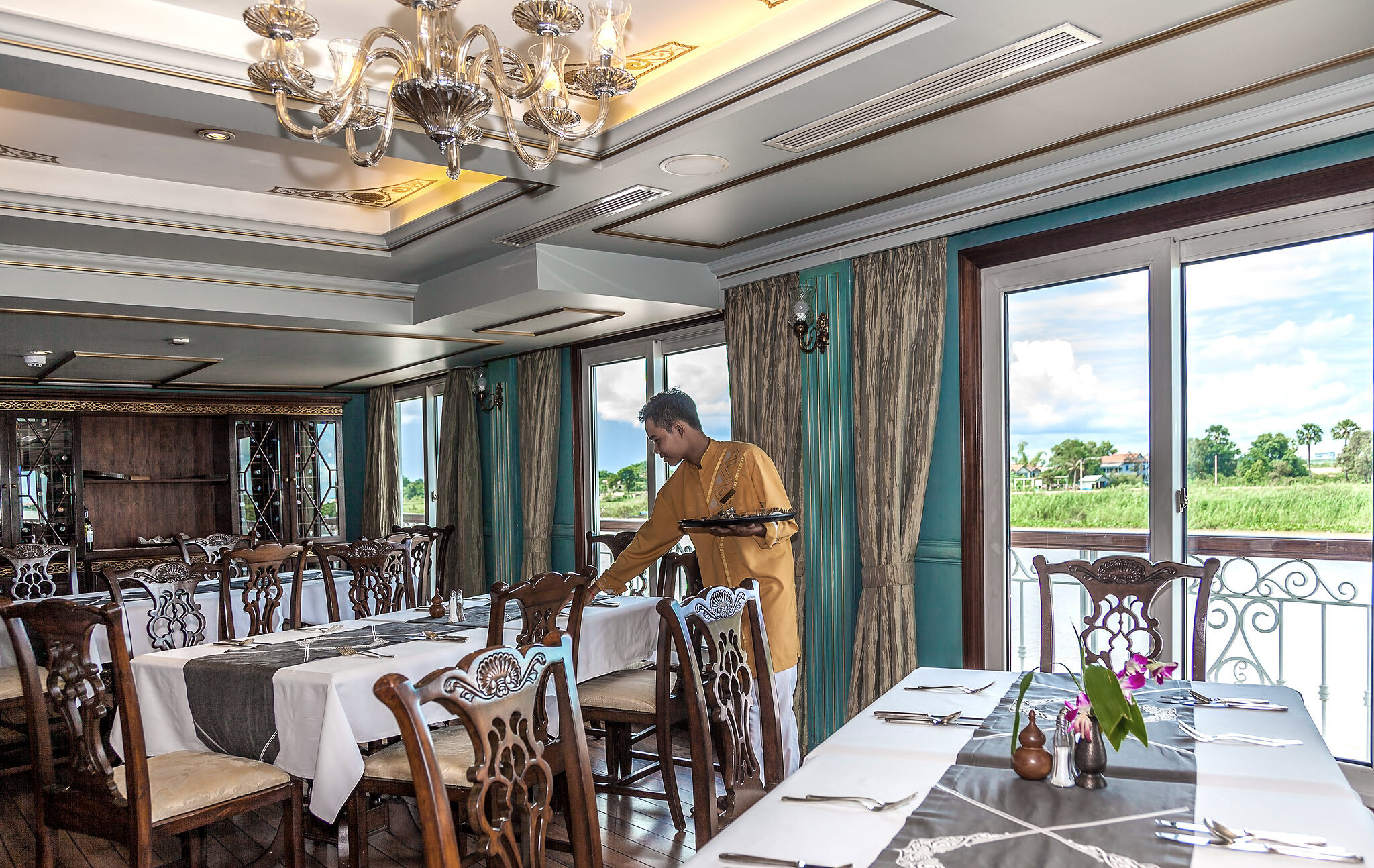 Heritage Line Mekong The Jahan Familienluxusreisen TheFamilyProject Restaurant