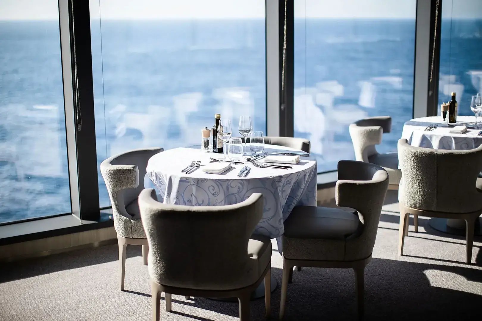 Le Commandant Charcot Dining mit Ausblick 