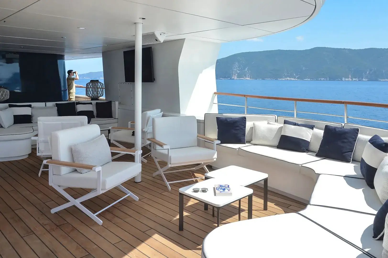 Le Paul Gauguin Sundeck mit Lounge 