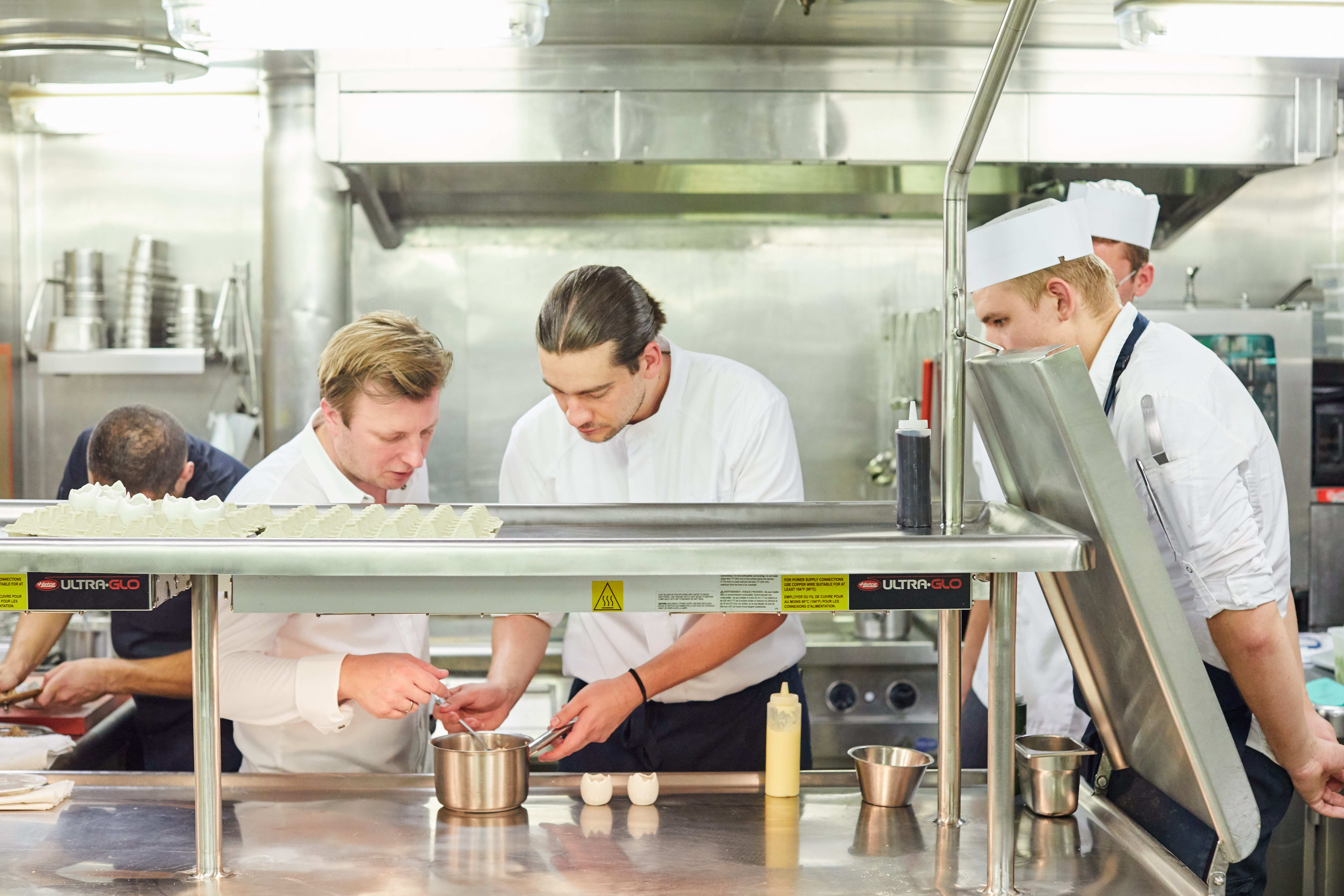 ms-europa-kreuzfahrt-familienluxusreisen-thefamilyproject-chefs