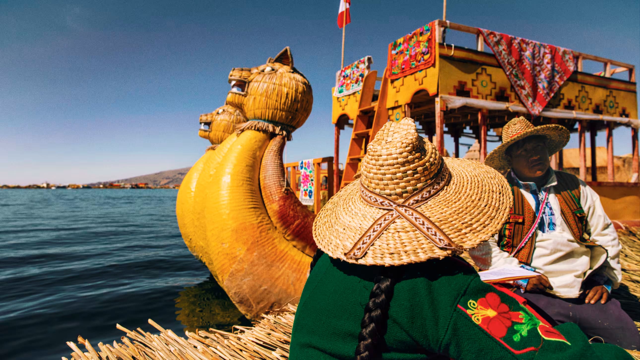 Andean Explorer A Belmond Train Familienluxusreisen TheFamilyProject Uros Islands Ausflug