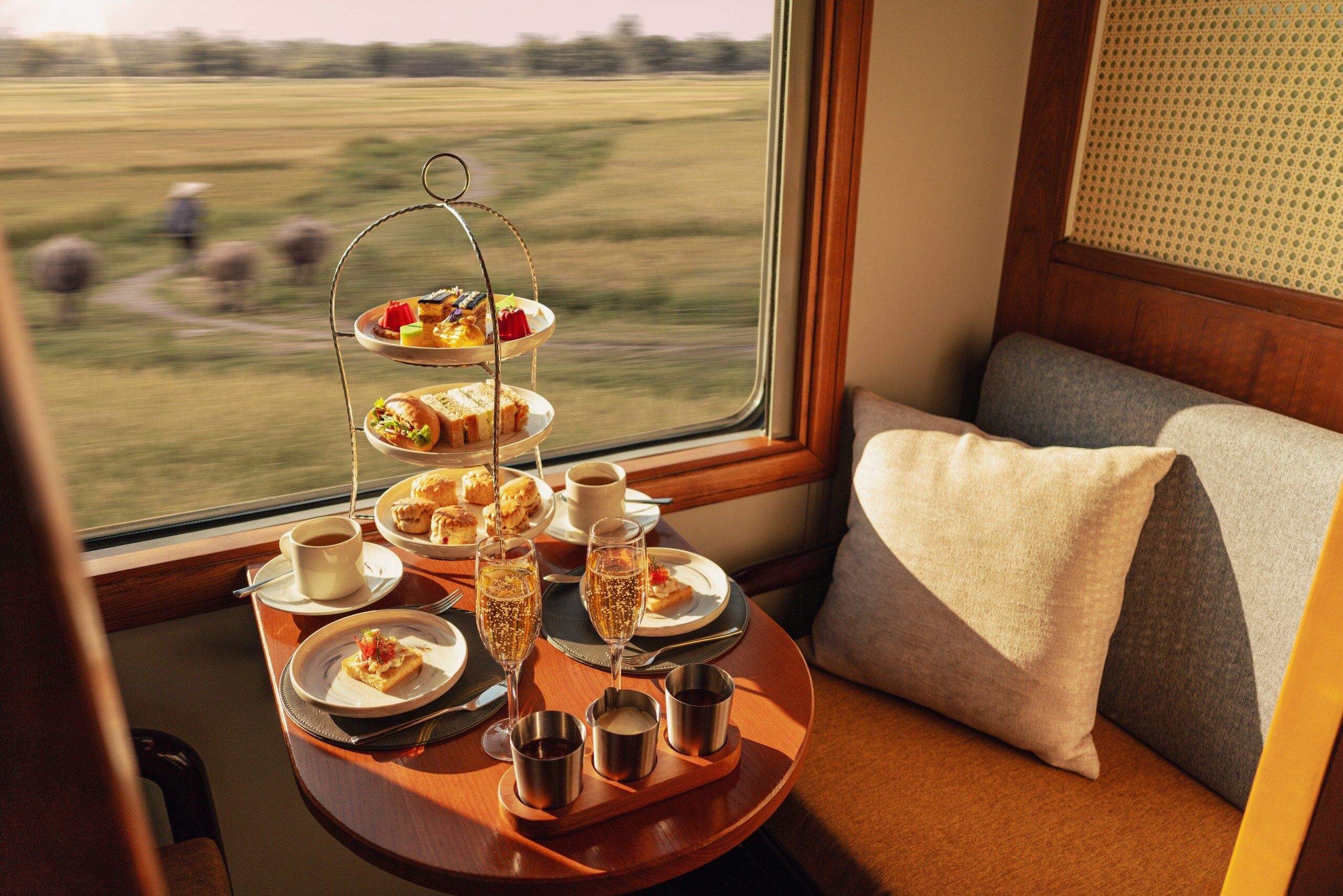 The Vietage by Anantara Train Familienluxusreisen TheFamilyProject Afternoon Tea