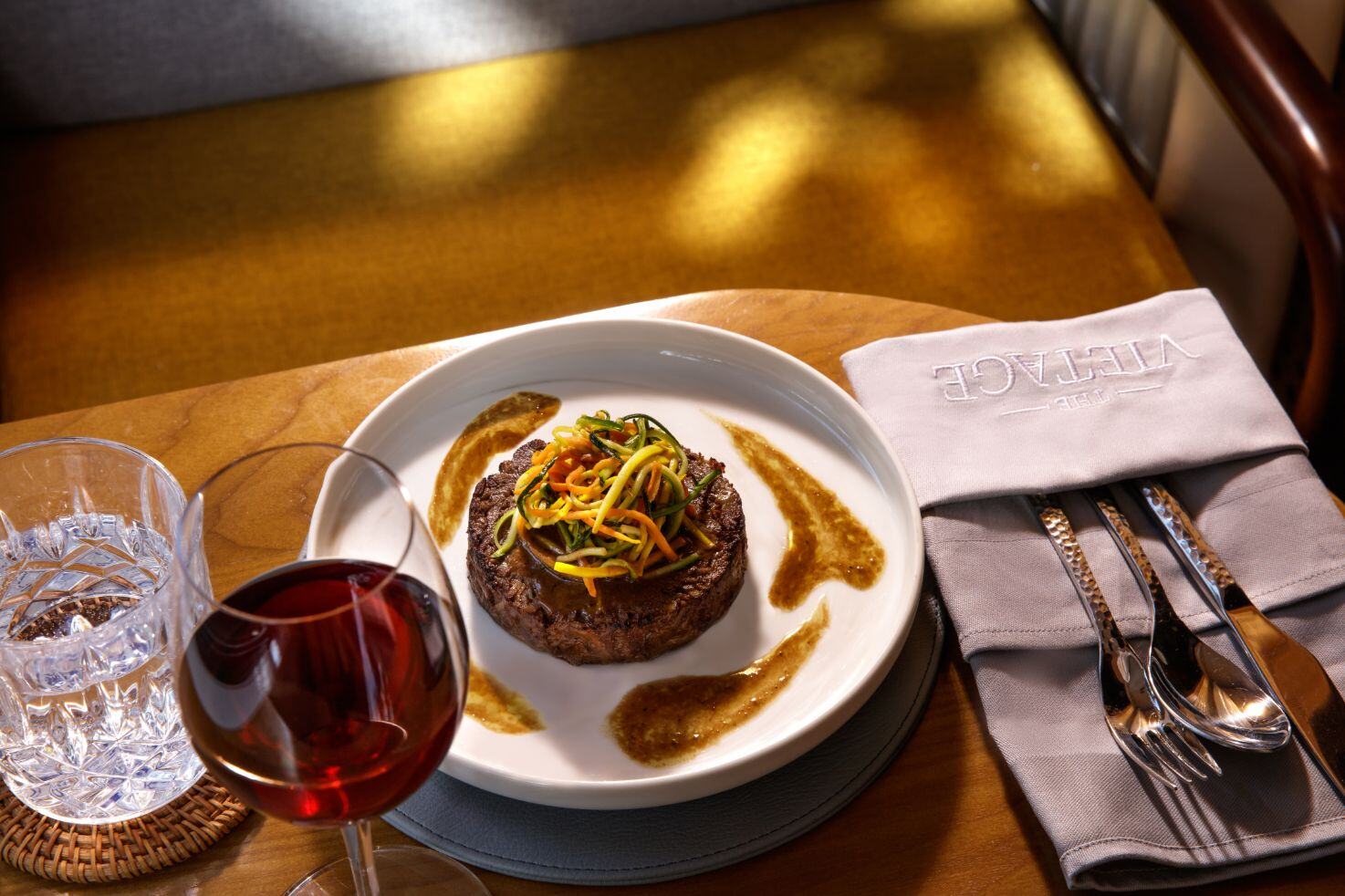 The Vietage by Anantara Train Familienluxusreisen TheFamilyProject Dining