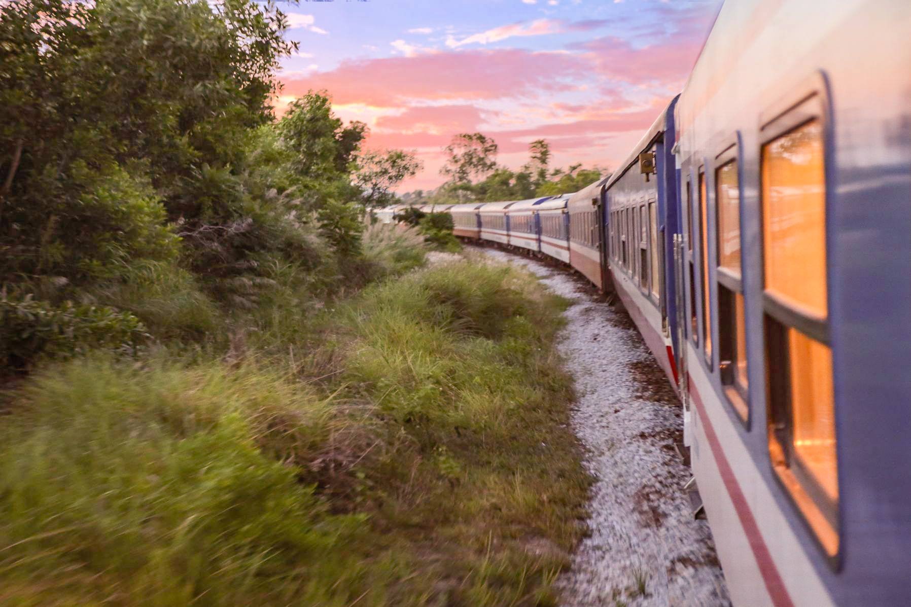 The Vietage by Anantara Train Familienluxusreisen TheFamilyProject Zug Außen