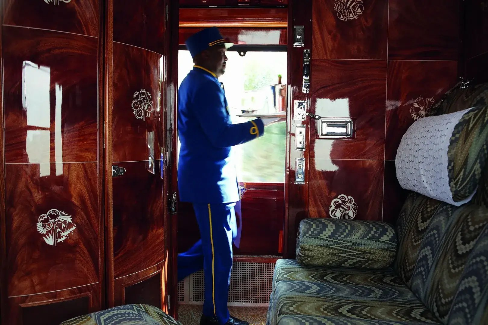 Venice Simplon Orient Express Service im Abteil 