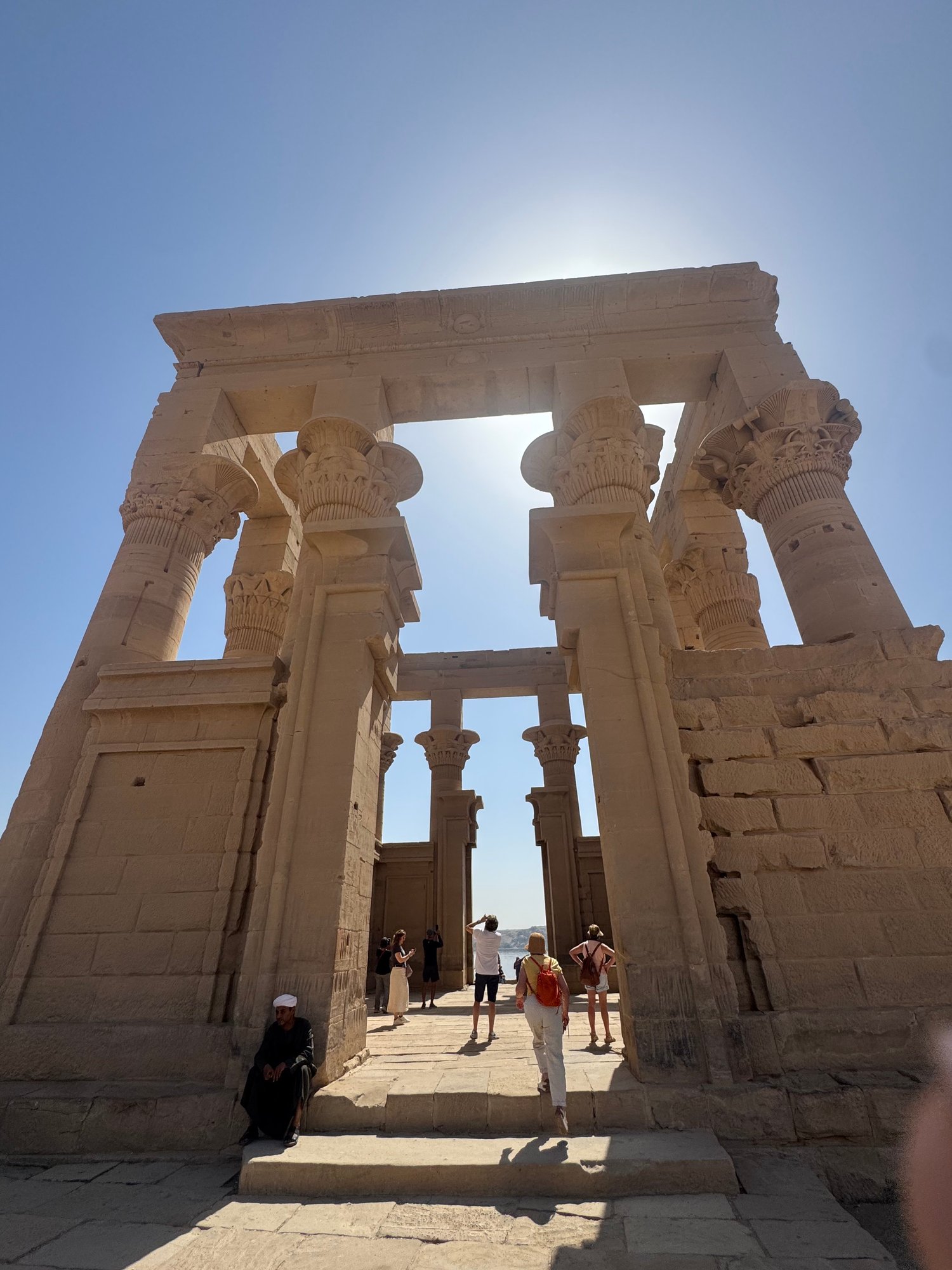 aegypten-reisebericht-anja-familienluxusreisen-thefamilyproject-tempelruinen