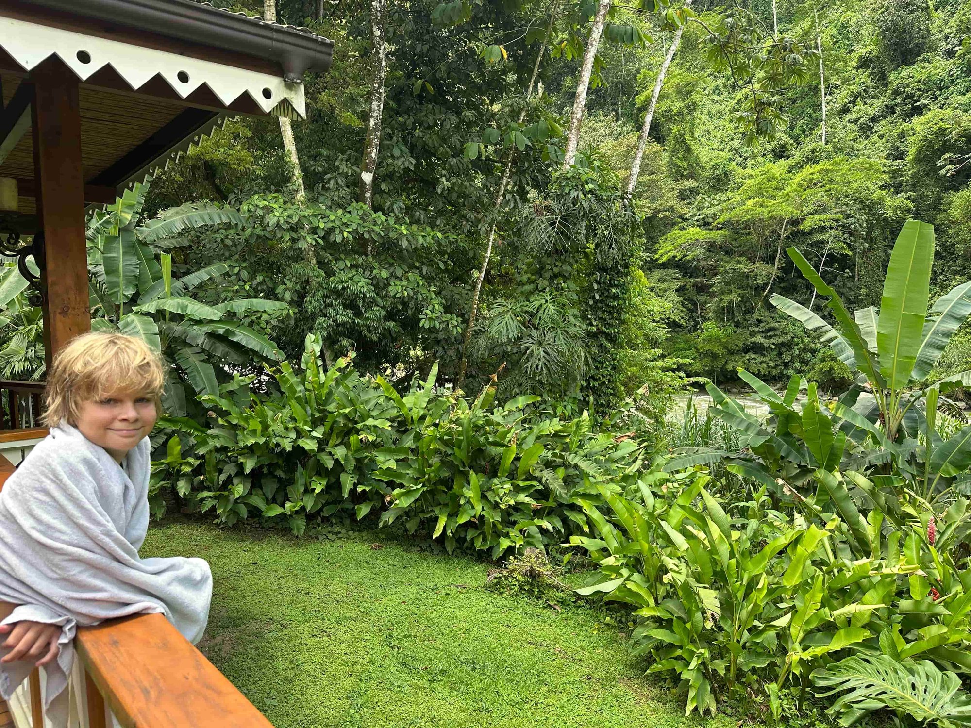 pacuare-lodge-costarica-katrin-familienluxusreisen-thefamilyproject-dschungel