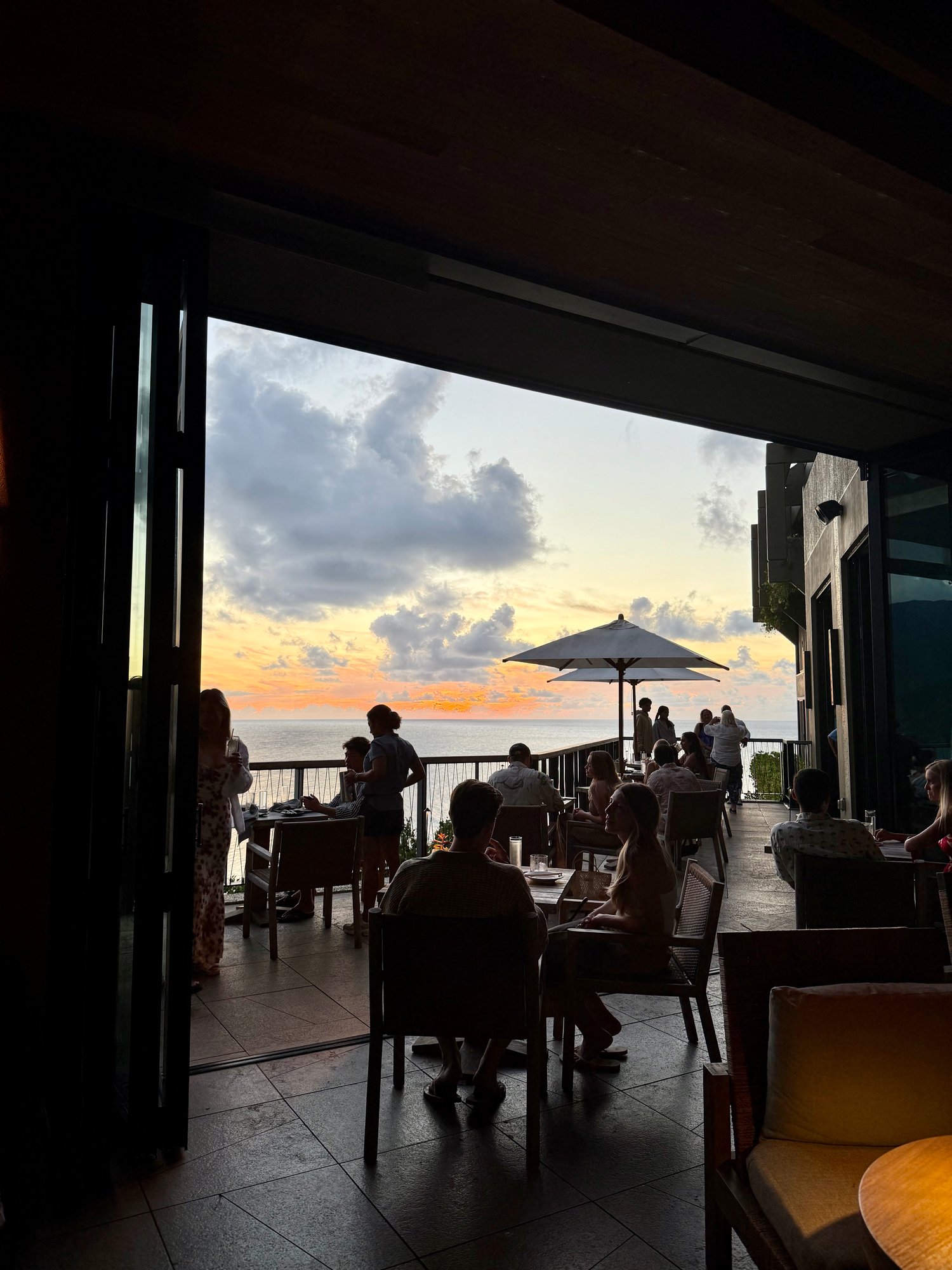 lorenas-honeymoon-kauai-dinner