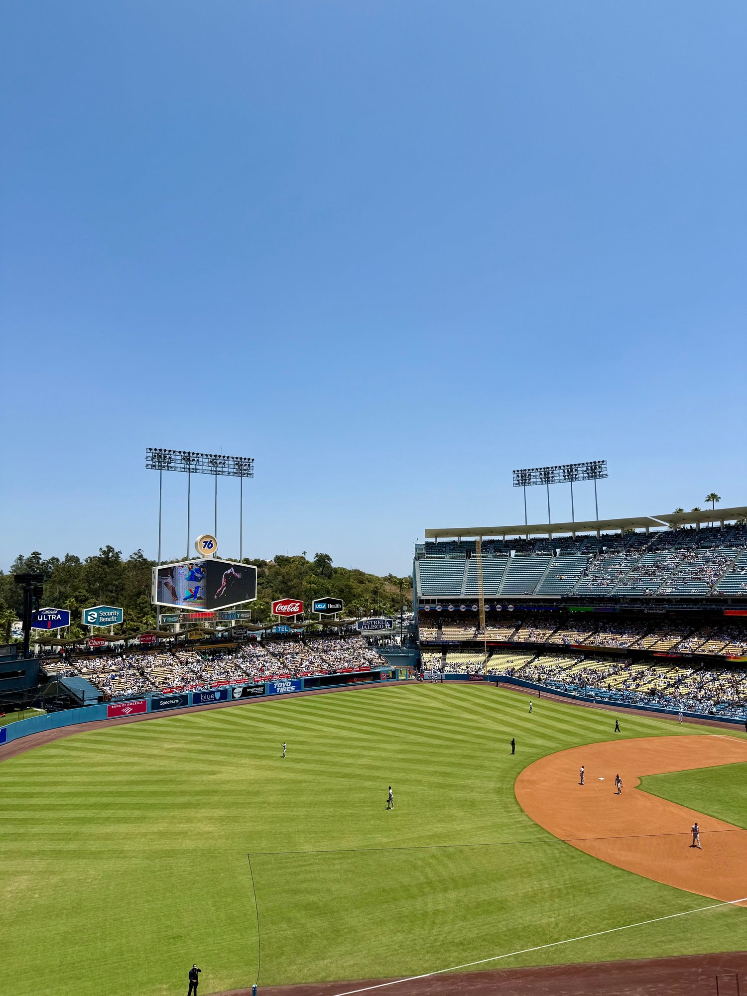 lorenashoneymoon-la-baseball