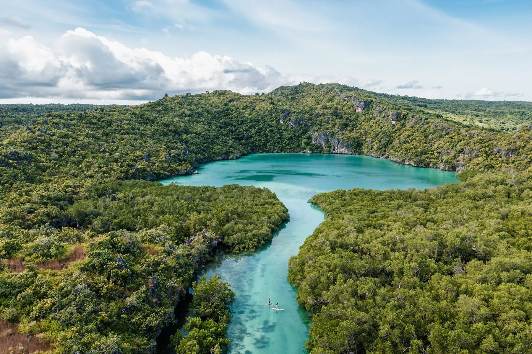 nihi-rote-indonesien-familienluxusreisen-thefamilyproject-view