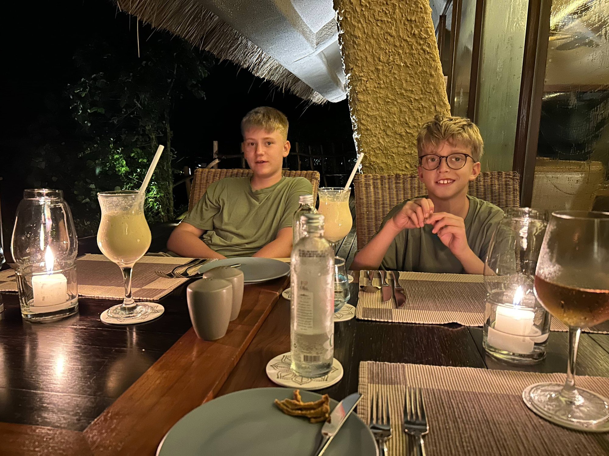 Dinner in den Uga Chena Huts