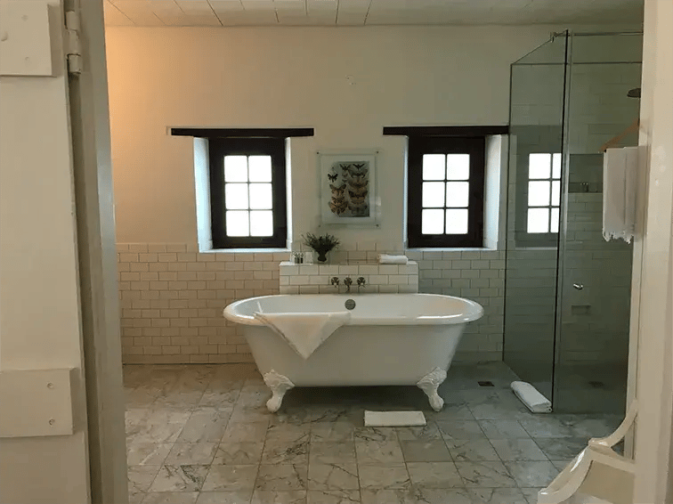 babylonstoren franschhoek sudafrika afrika the family project luxus privatbilder badezimmer