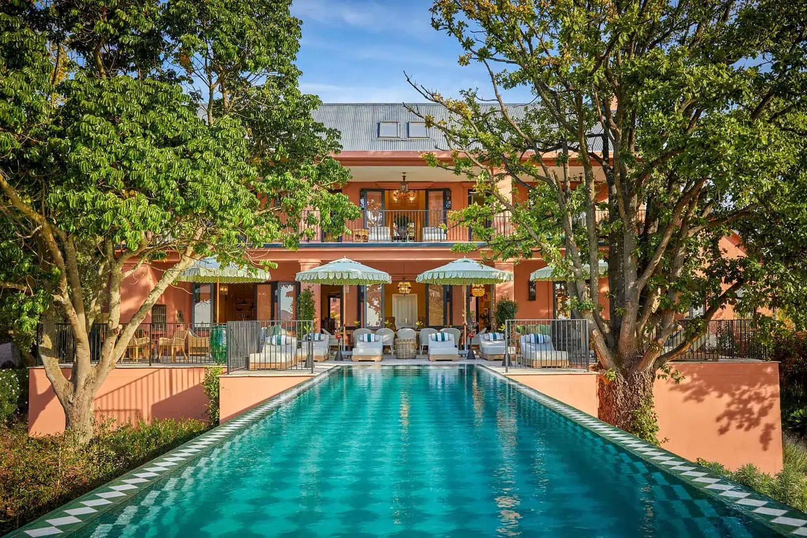 franschhoek-house-suedafrika-winelands-familienluxusreisen-thefamilyproject-haus