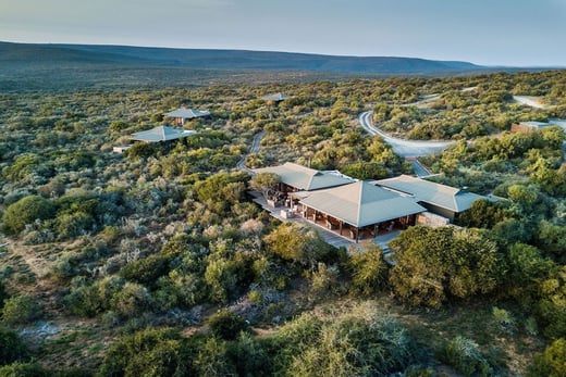 kwandwe ecca lodge suedafrika familienluxusreise thefamilyproject luftbildaufnahme